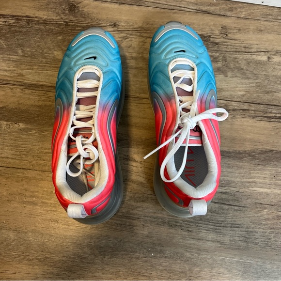 Nike Air Max 720 Lava Glow
Blue Fury Shoes - Picture 5 of 7